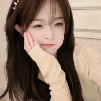 小资女孩向前冲